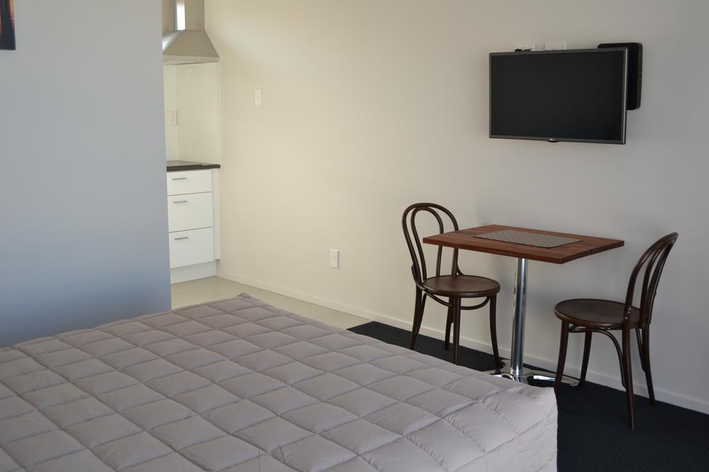 Motel 319 Addington