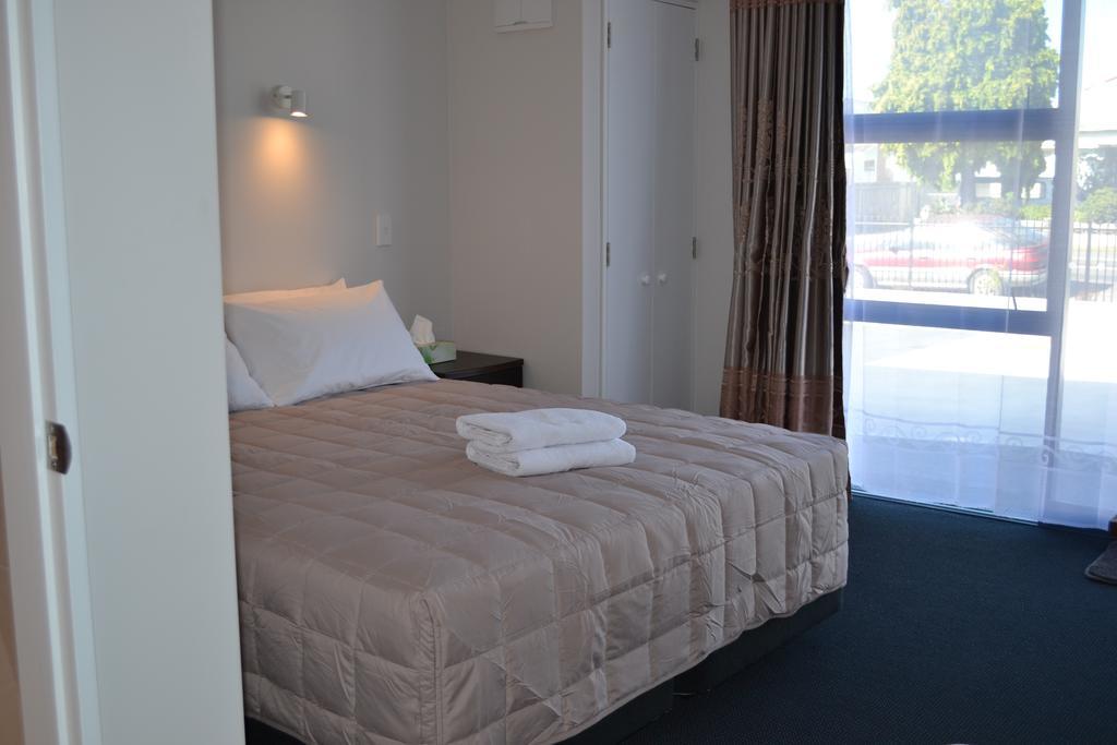 319 Addington Motel