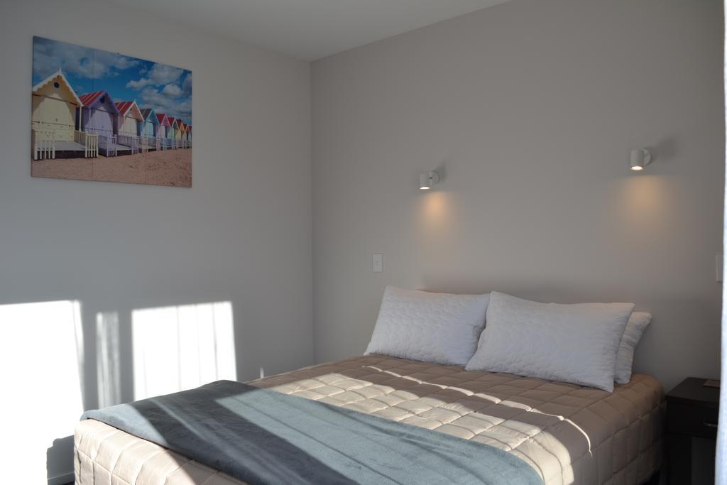 319 Addington