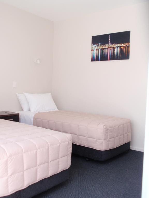 319 Addington