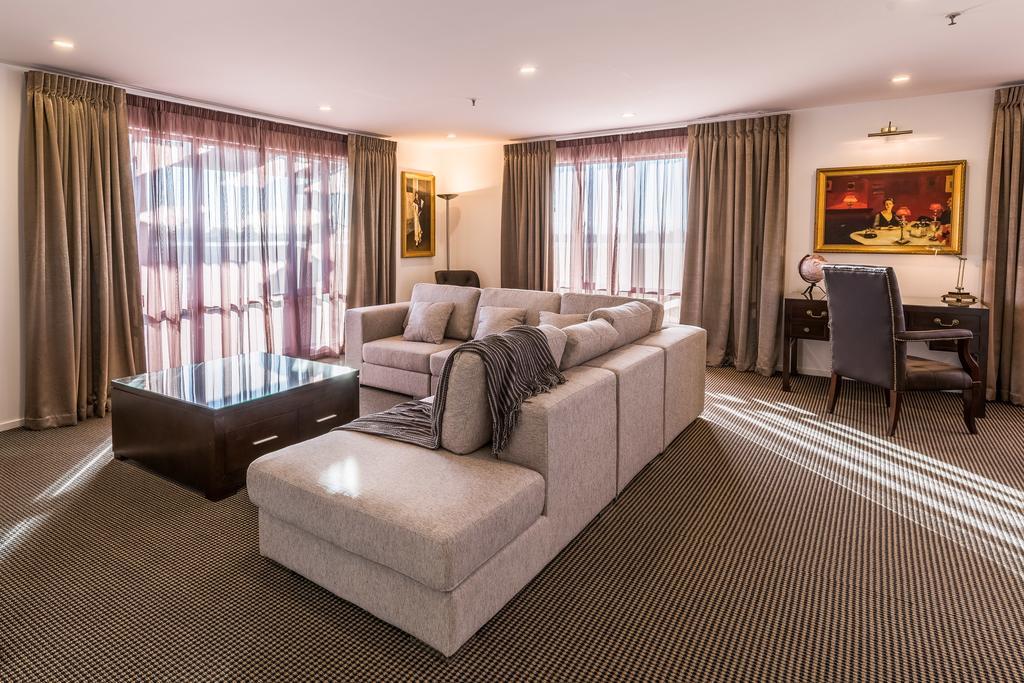 Fino Hotel & Suites Christchurch