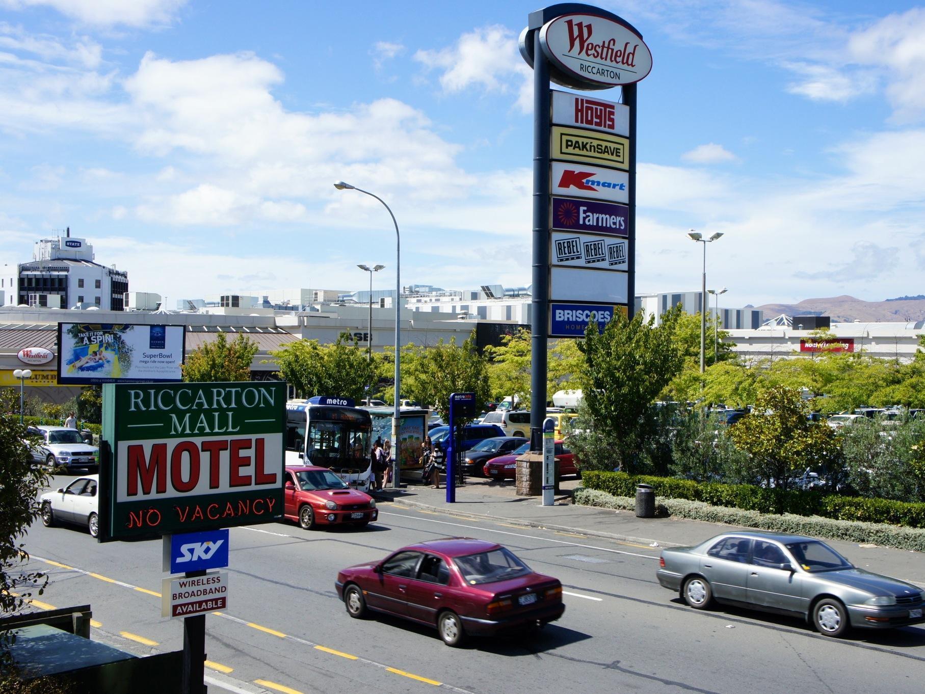 Riccarton Mall Motel 4*