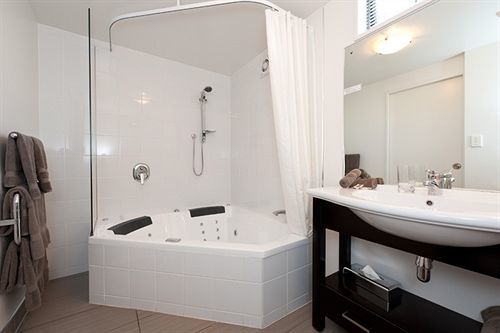 Bellano Motel 5*