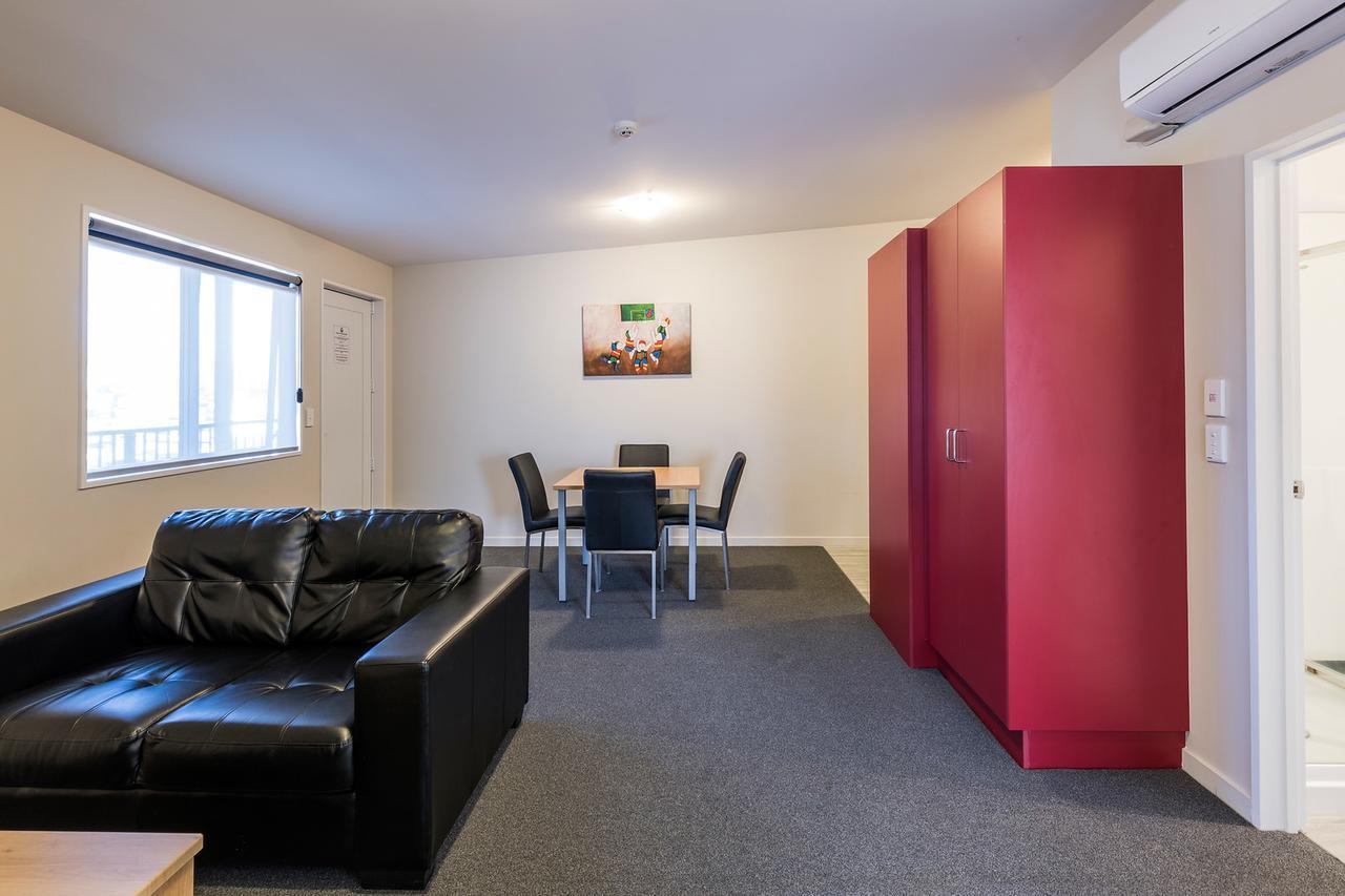C-motel Motel