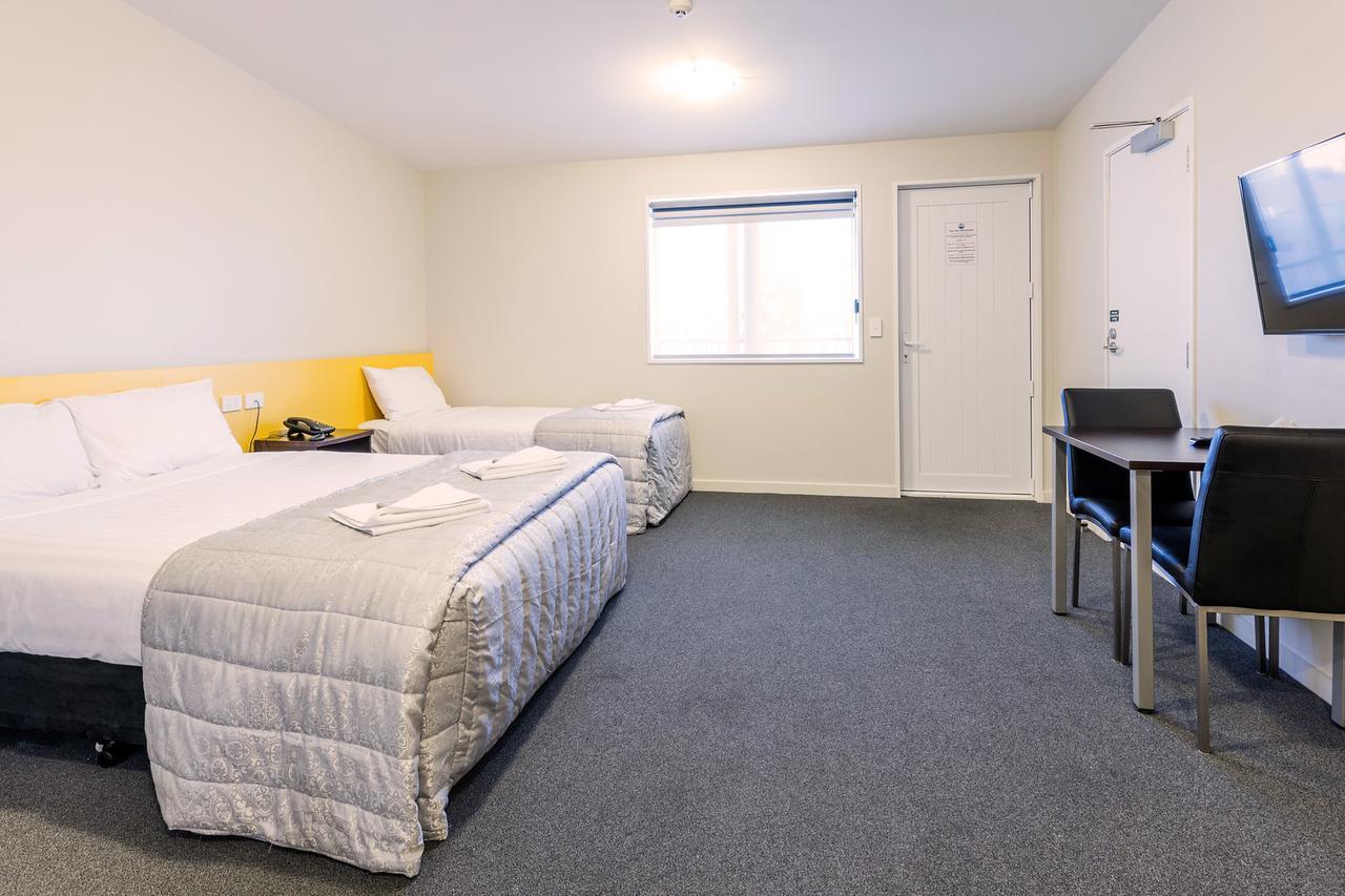 C-motel 4*