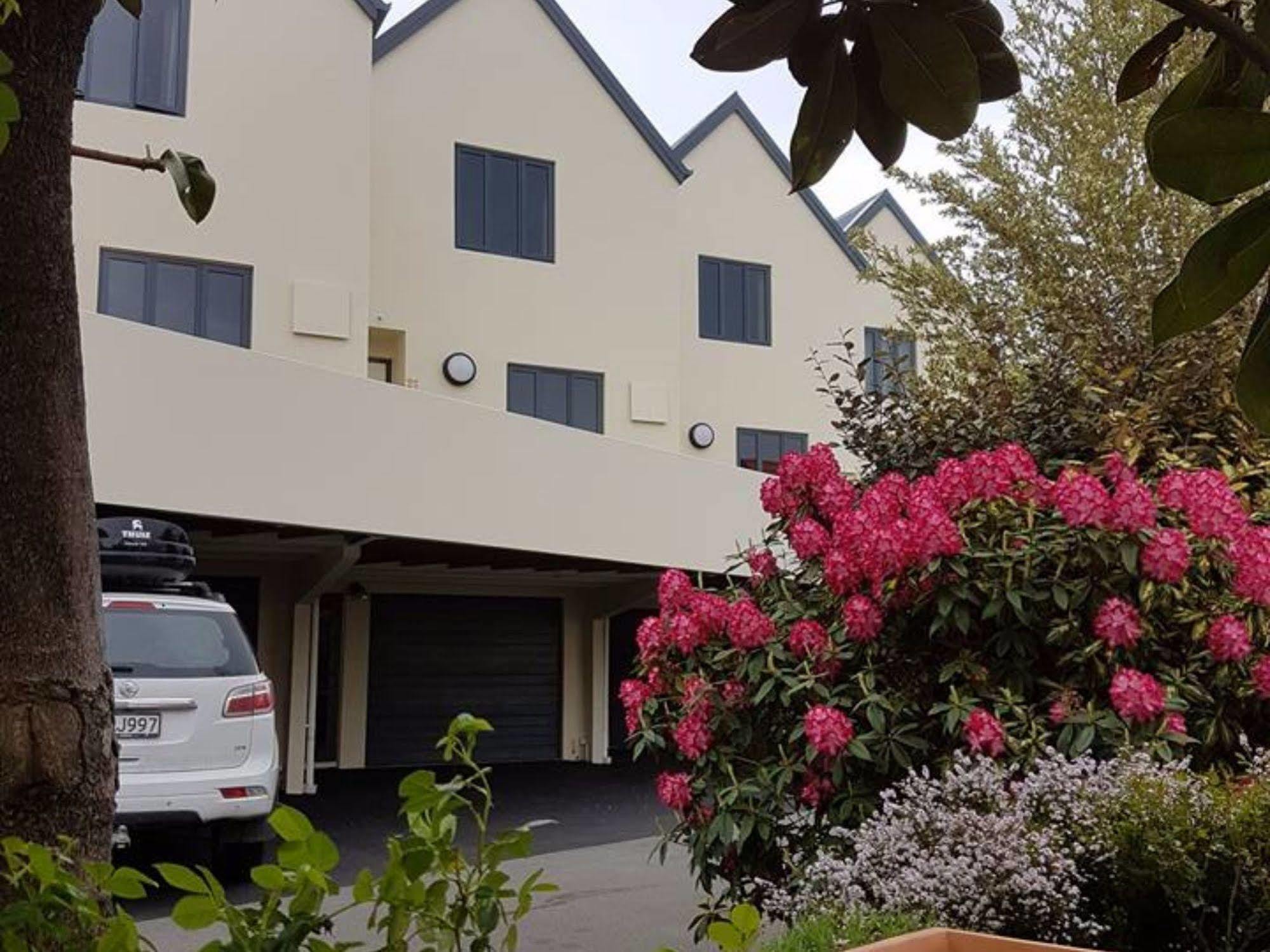 Bella Vista & Motel 4*