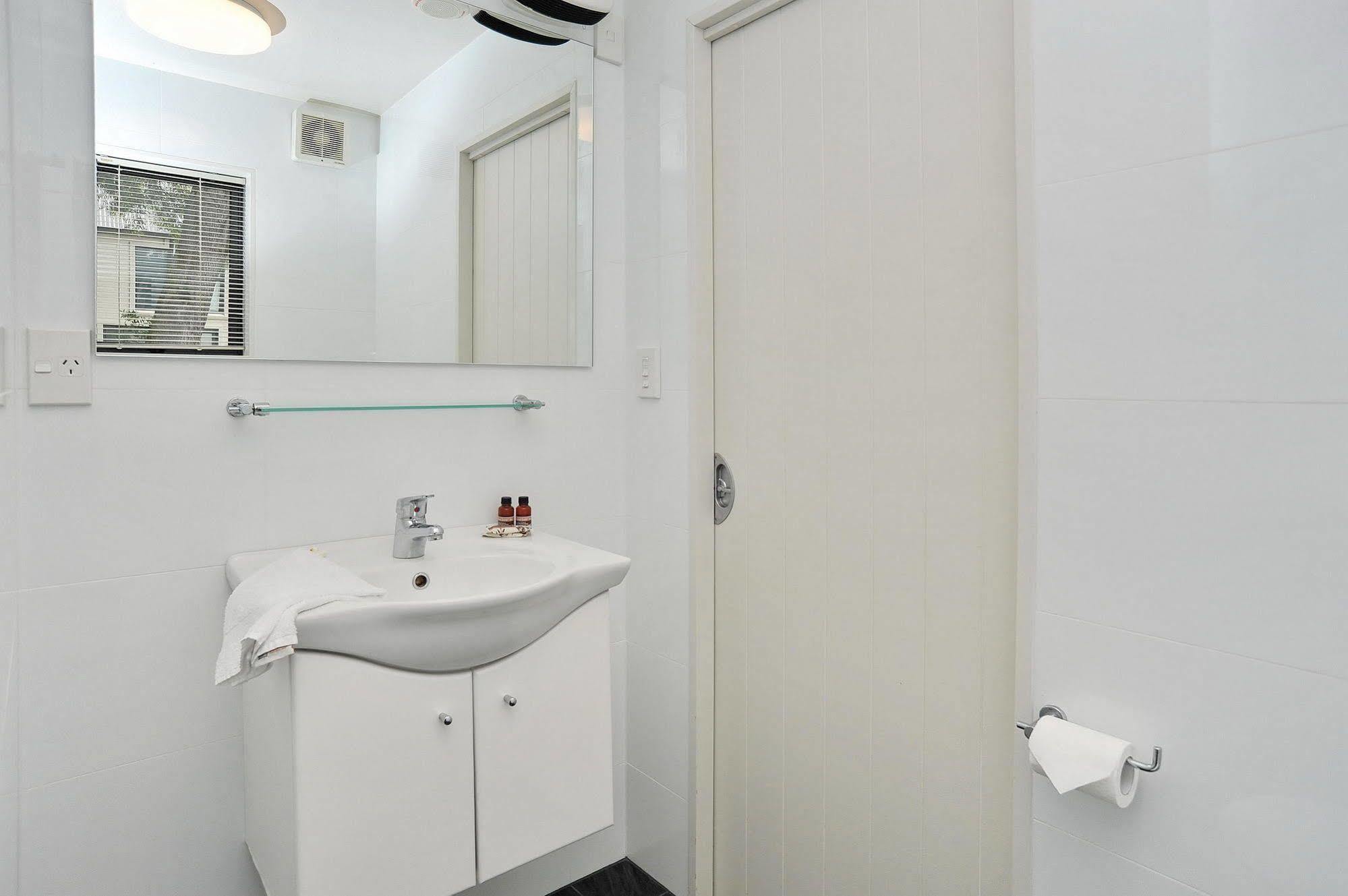 Apartment Carlton 2 - Homes *