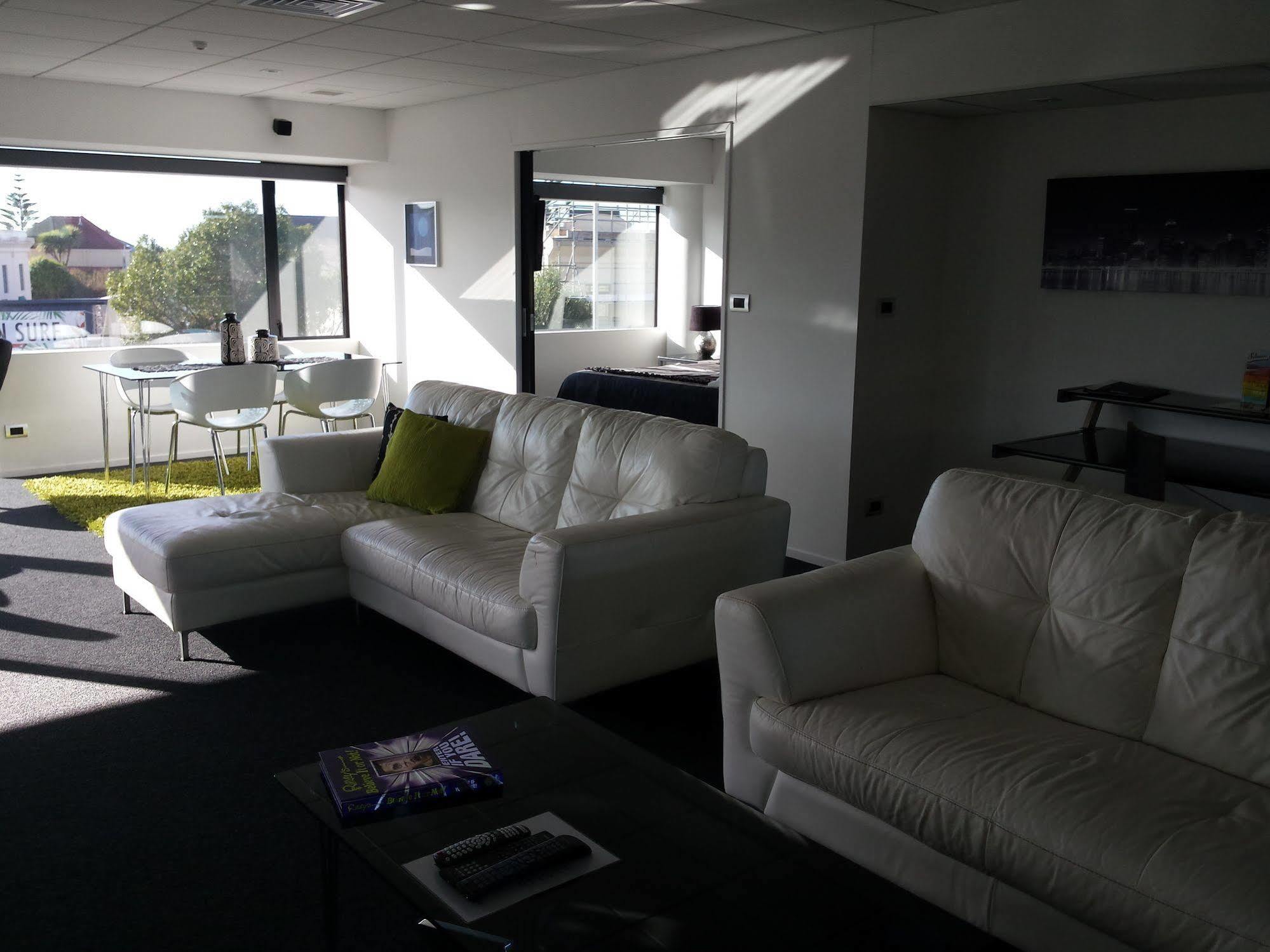 Sumner Re Treat Aparthotel 5*