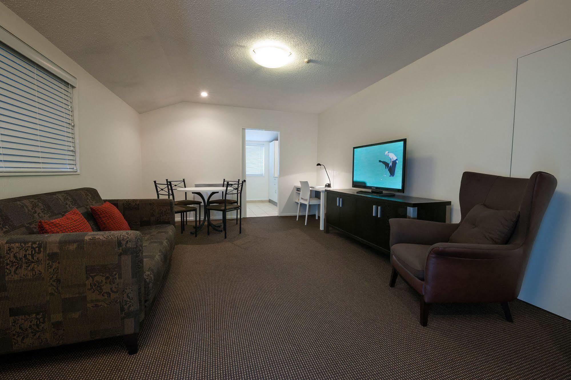 The Towers On The Park 4* Christchurch