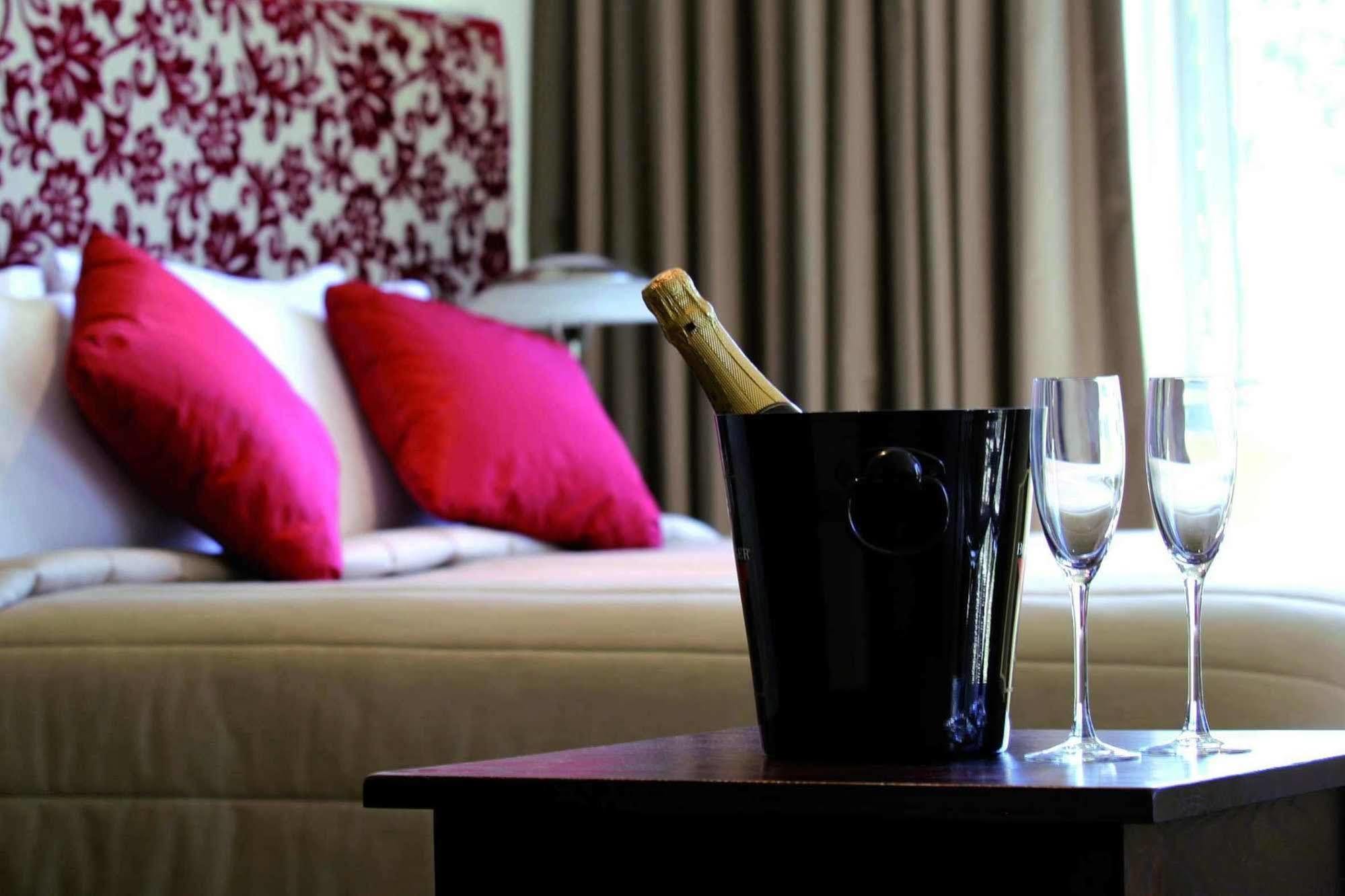 Hotel Parkview On Hagley 4*