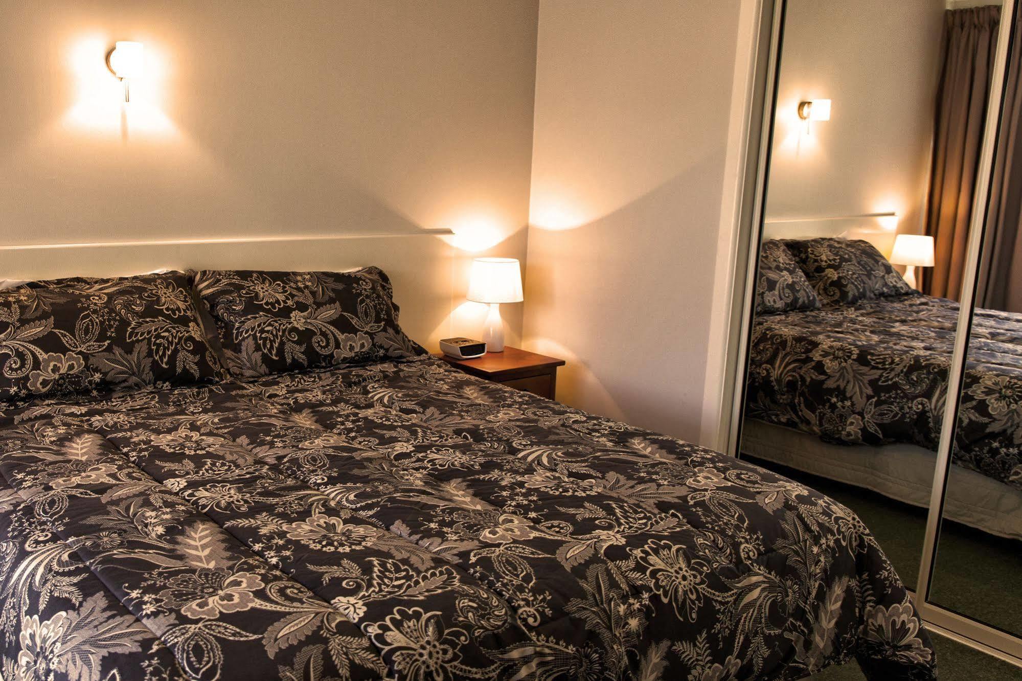 Ashleigh Court Motel-christchurch Hagley Park Motel 4*