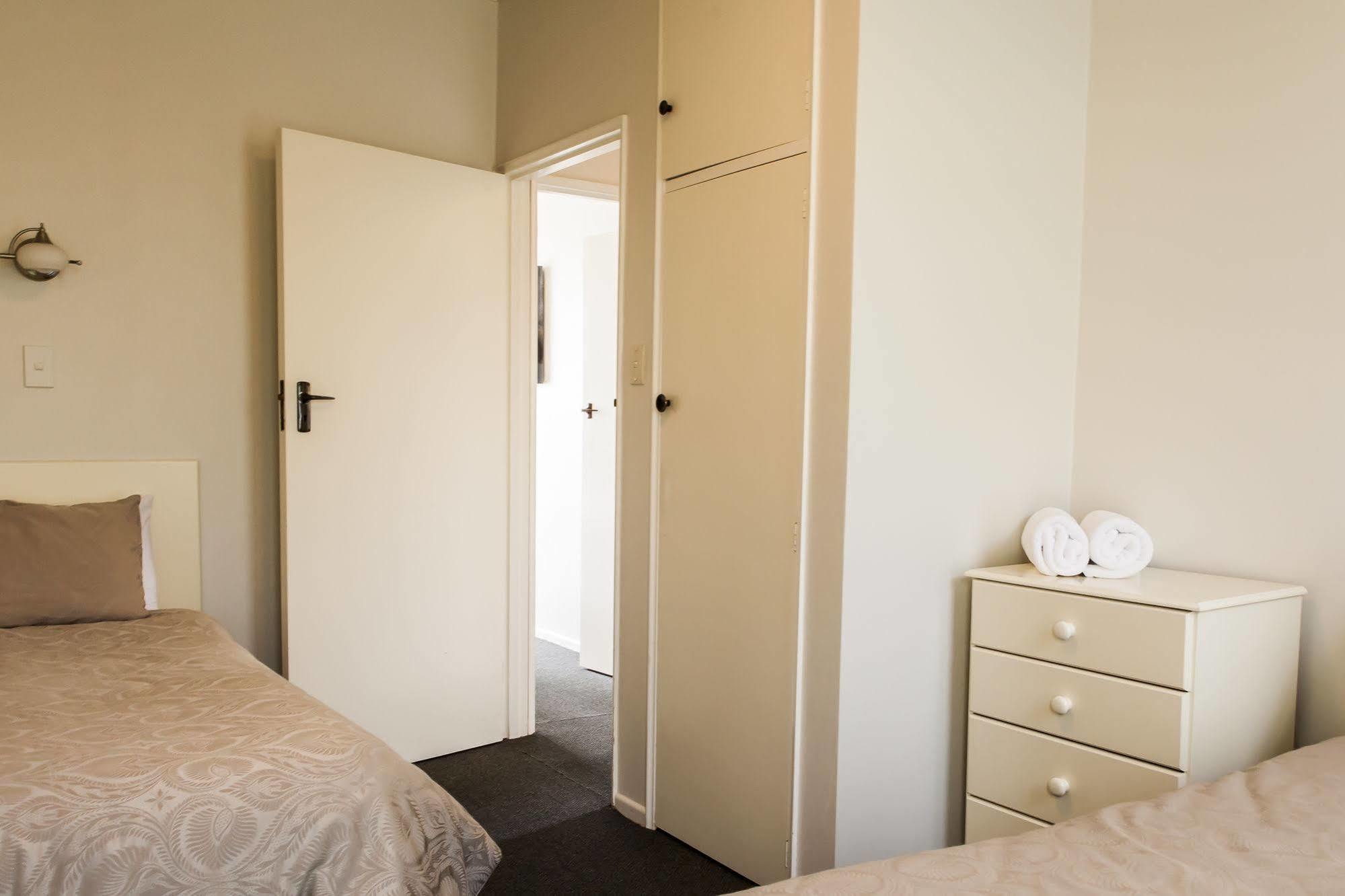Motel Ashleigh Court Motel-christchurch Hagley Park 4*