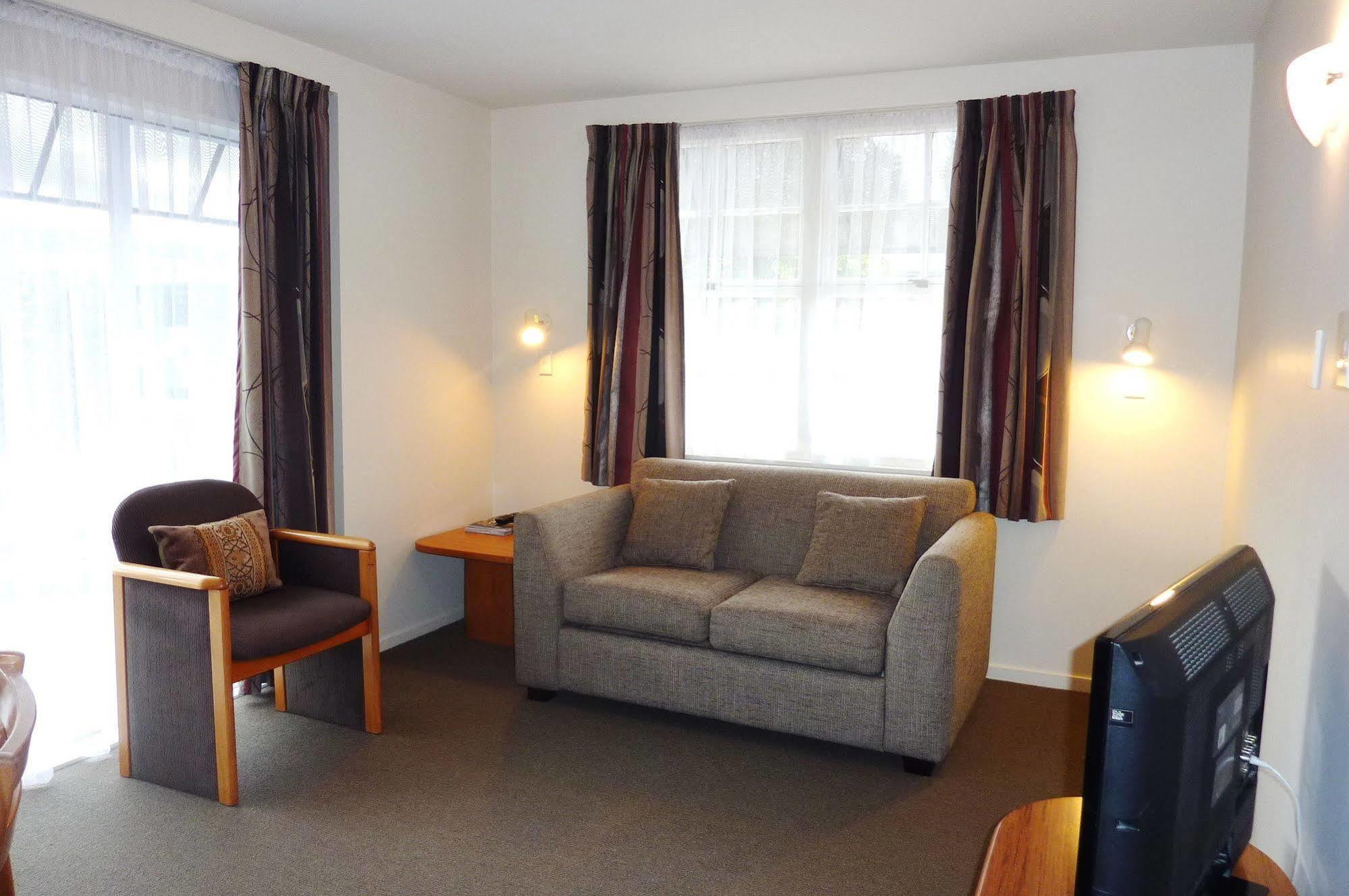 Motel Colonial 3*