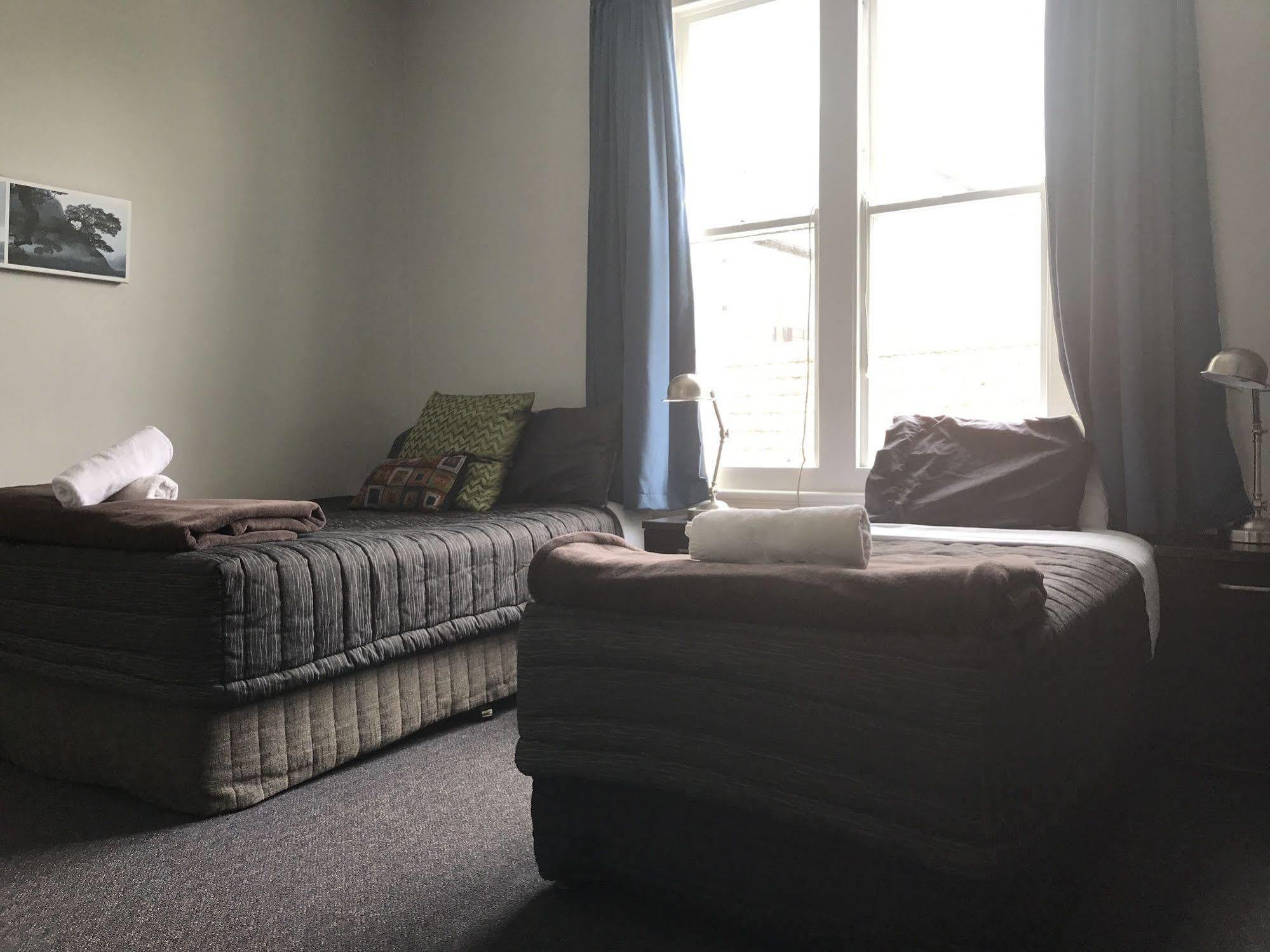 Hostel Haka House *