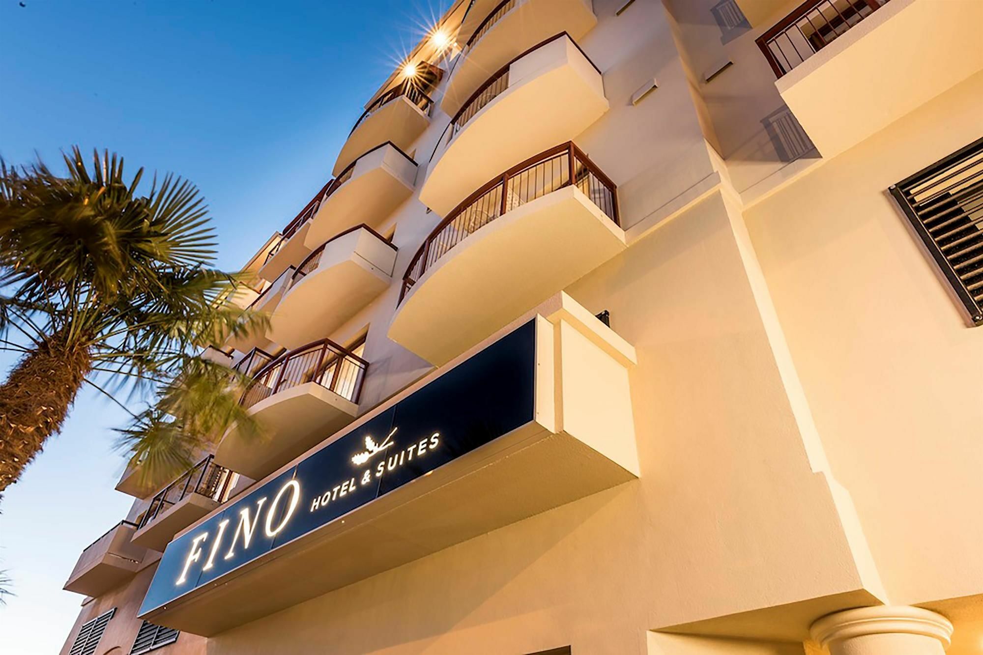 Fino Hotel & Suites Hotel