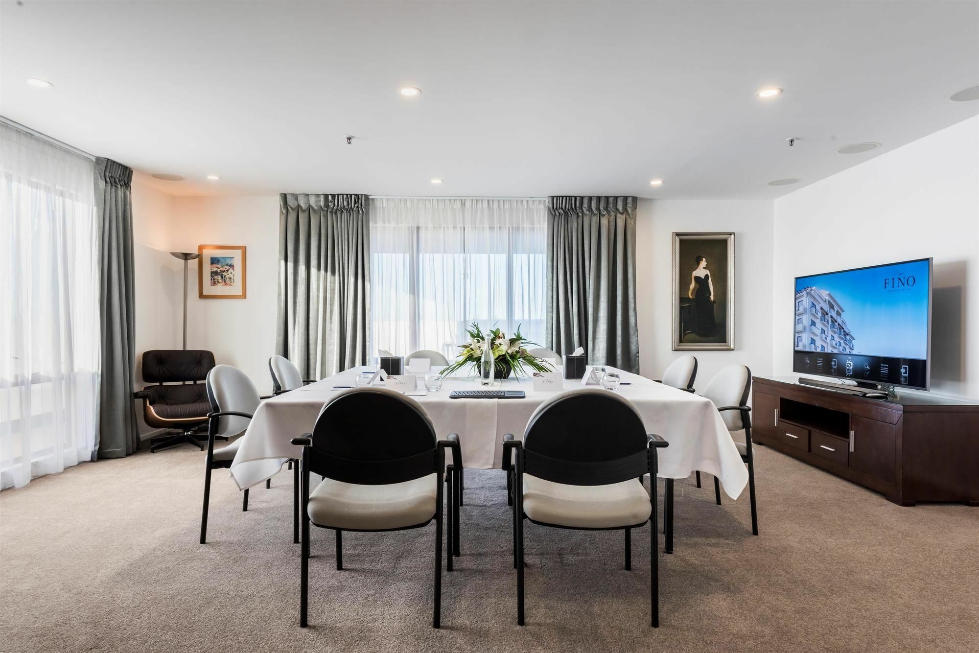 Fino Hotel & Suites Christchurch
