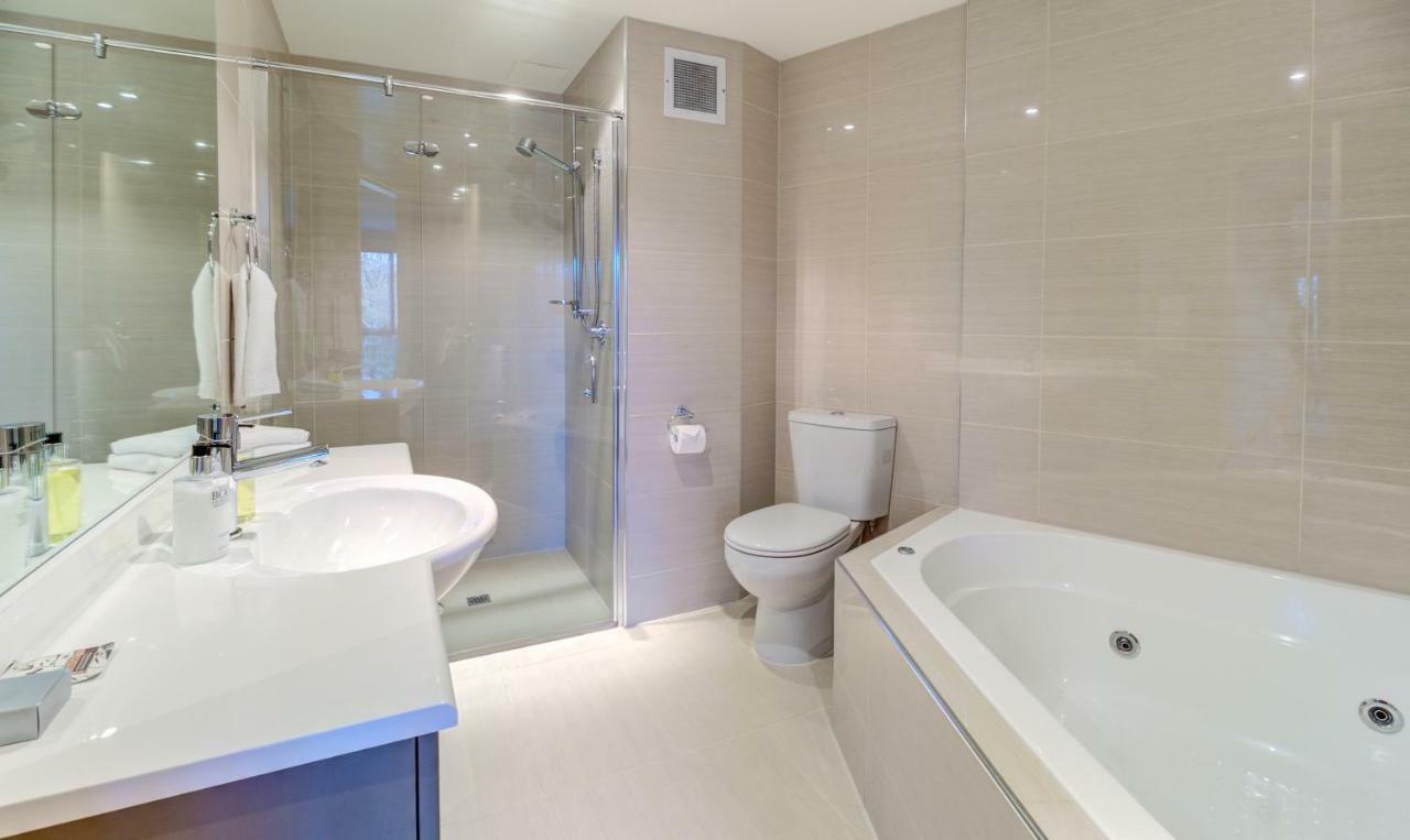 Hotel Parkview On Hagley 4*