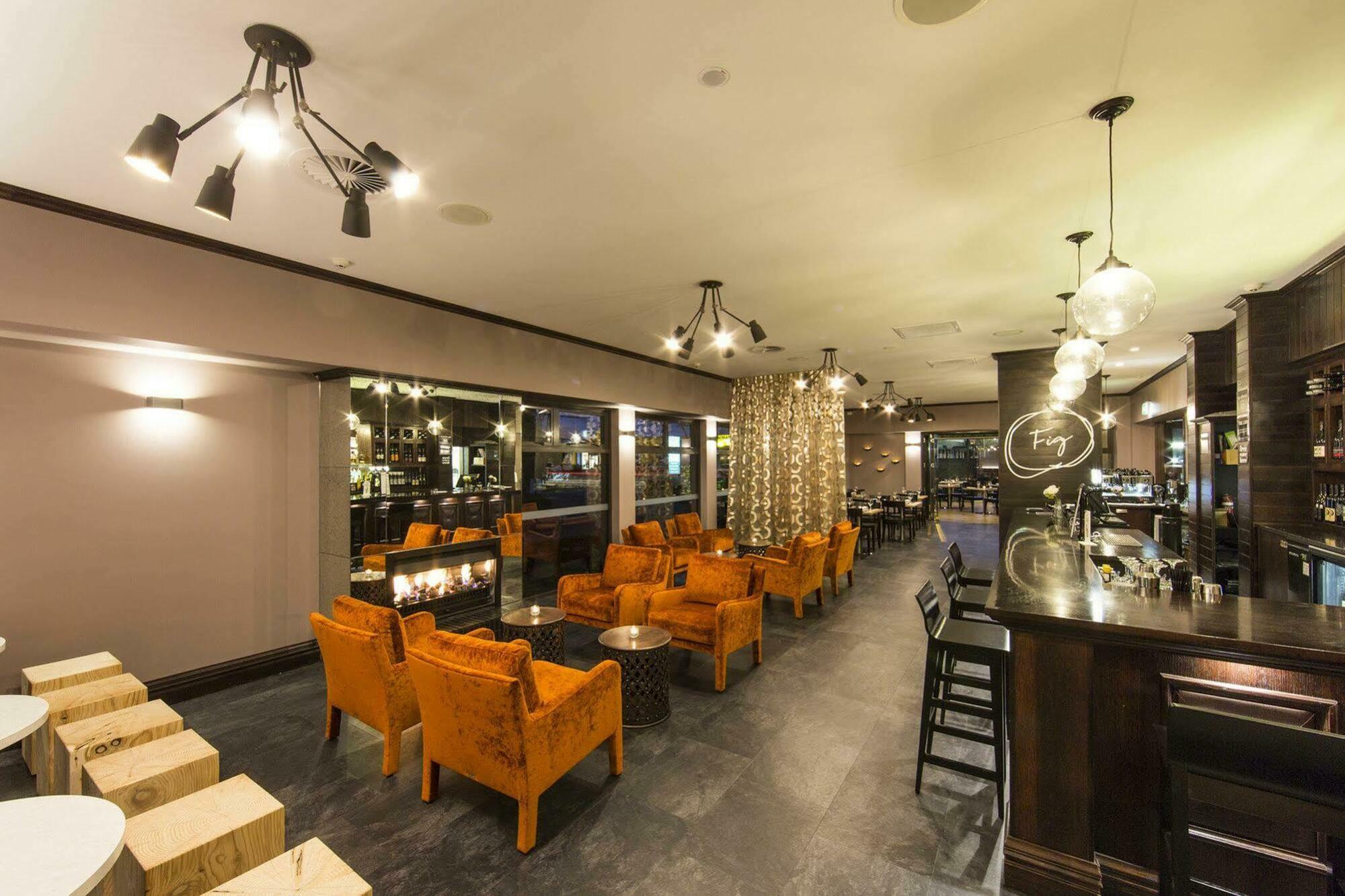 Elms Christchurch, Ascend Collection Hotel