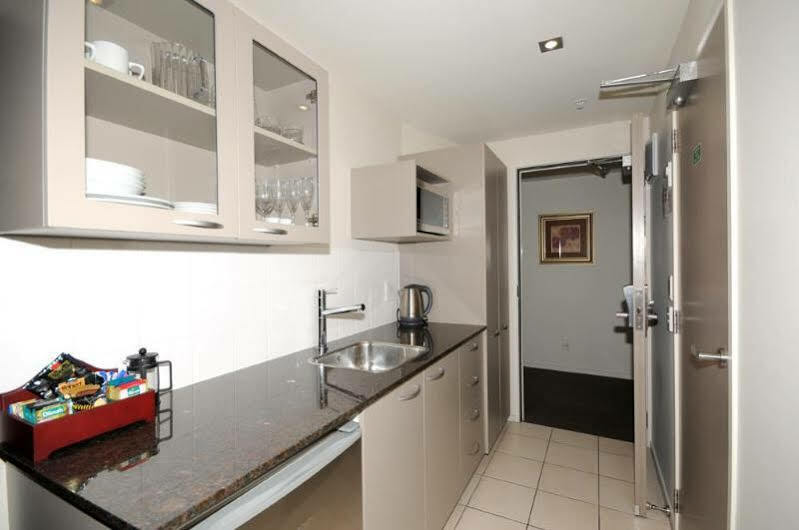 Parkview On Hagley 4*