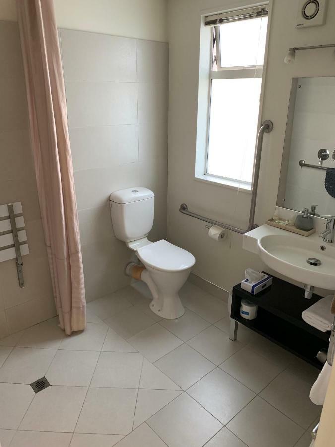 Salerno Motel 5*