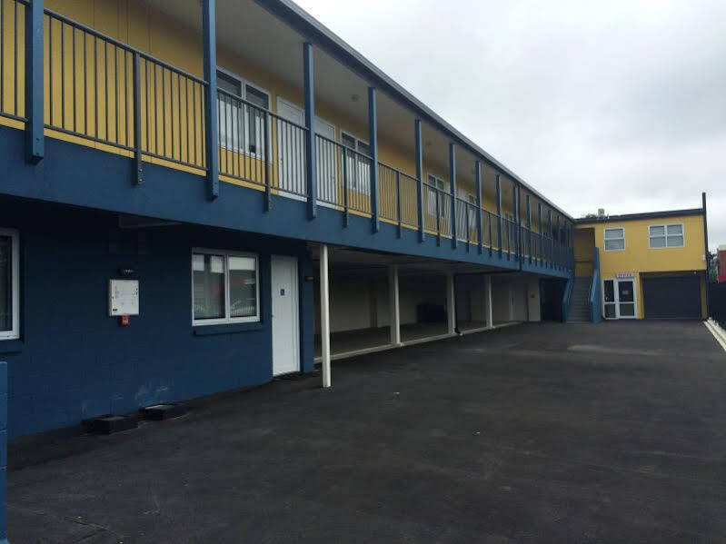 C-motel Motel