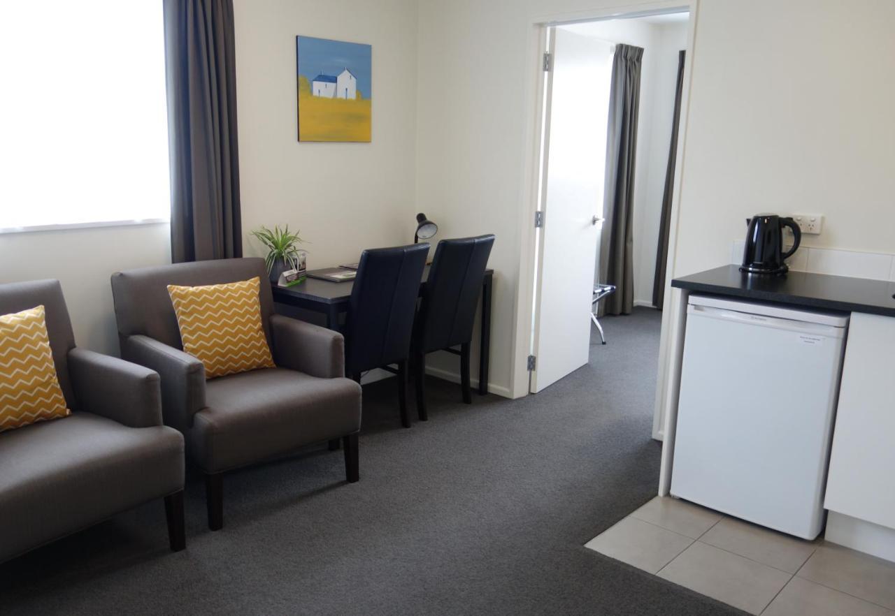 Airport Palms Christchurch