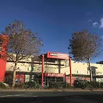 Comfortable Home Close To Airport