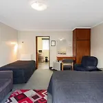 Adorian Motel