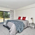 Lavandula 4 - Christchurch Holiday Homes