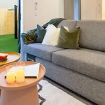 Stylish Home In The Heart Of Christchurch 2 Bed