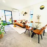 Christchurch Cbd Luxury Townhouse