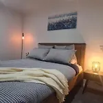 Lovely Central City Apartment St Asaph Street 102
