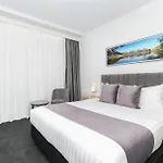 Christchurch City Hotel