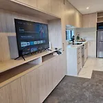 Cosy Cbd Studio Apartment 3