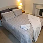 Mcmahon Suite - Central Cbd