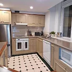 Mcmahon Suite - Central Cbd