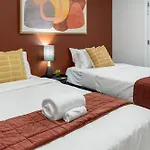Designer Detailing In The Cbd: 2 Bed 2.5 Bath