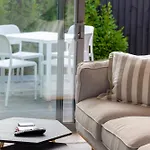 Family Friendly 2 Bedroom, St Albans