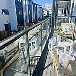 Central City Apartment \'The Olive\'