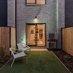 The Perfect City Nook - Designers Delight