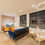 Cashel Grandeur - Luxurious 4-Bedroom Home