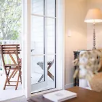Parkside Heritage Retreat 3-Bedroom Terrace Charm