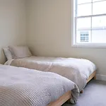 Parkside Heritage Retreat 3-Bedroom Terrace Charm