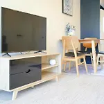 Cosy Home 3Br Close To Uc