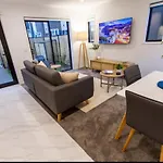 Modern Luxury Apartment -Cbd