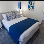 Modern Luxury Apartment -Cbd