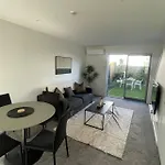Mohua Lane Urban Paradise