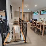 Oceanview Luxury 3Brm Family Retreat