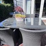 Gorgeous Villa, 7 Minutes From Airport