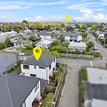 Charming 2-Bedroom Townhouse